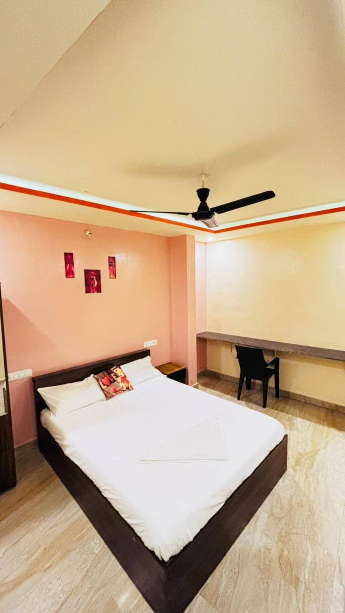 Hotel New Royal Ruby - Electronic City Phase 1 Kammasandra Exterior photo